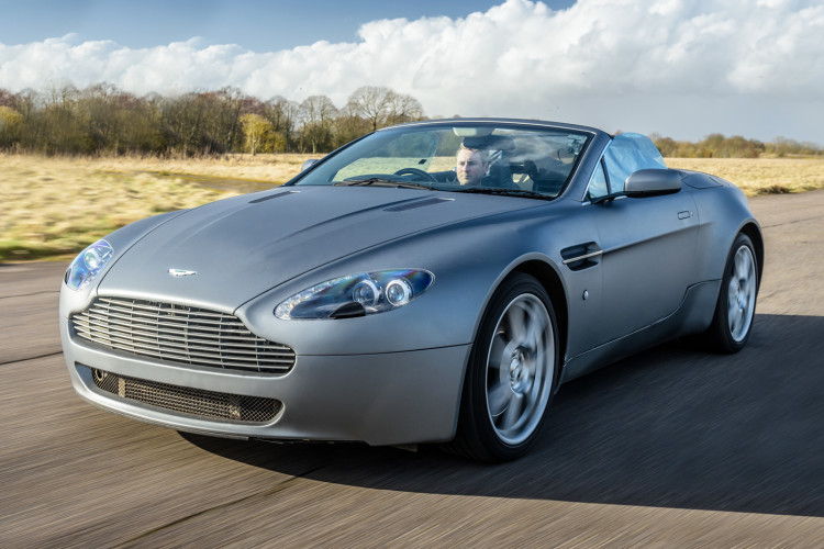 Aston V8 Vantage