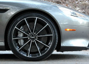 Aston Martin DB9