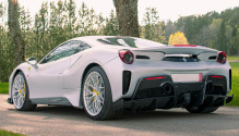 Ferrari 488 Pista
