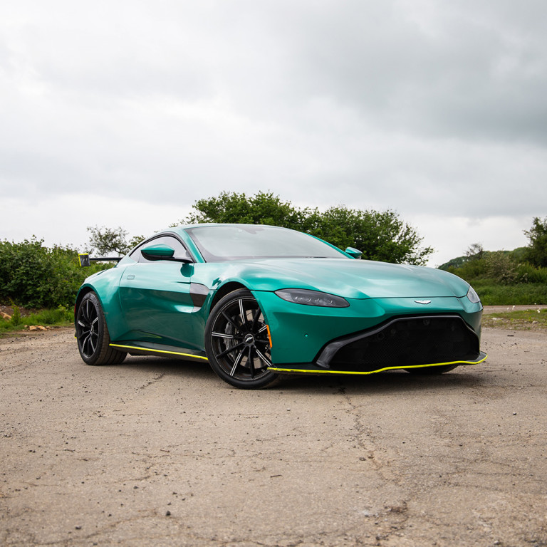 F1 Aston Vantage
